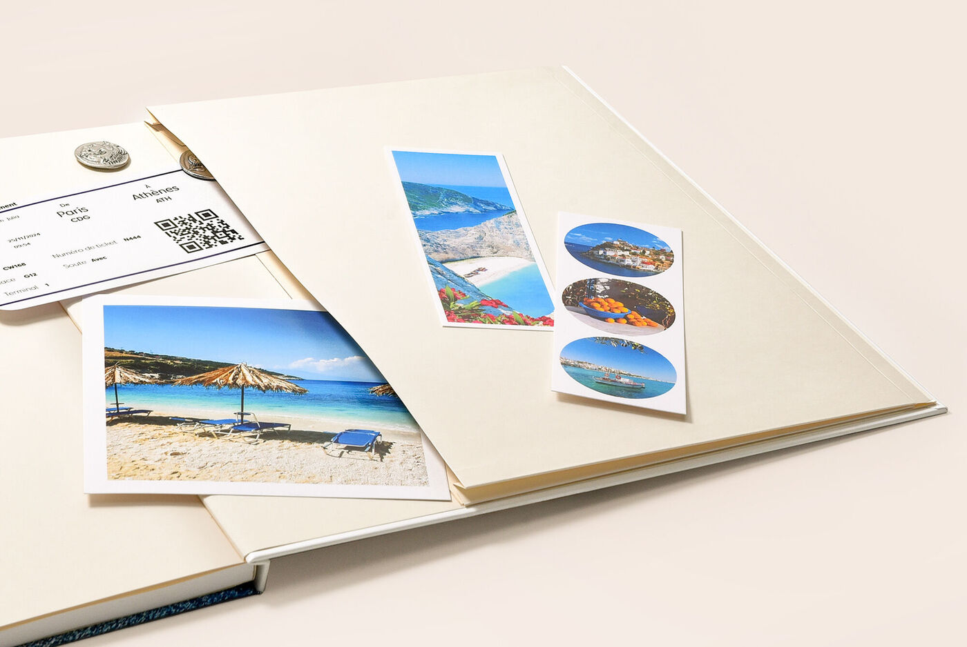 Pochette souvenirs intégrée au Livre Photo CEWE