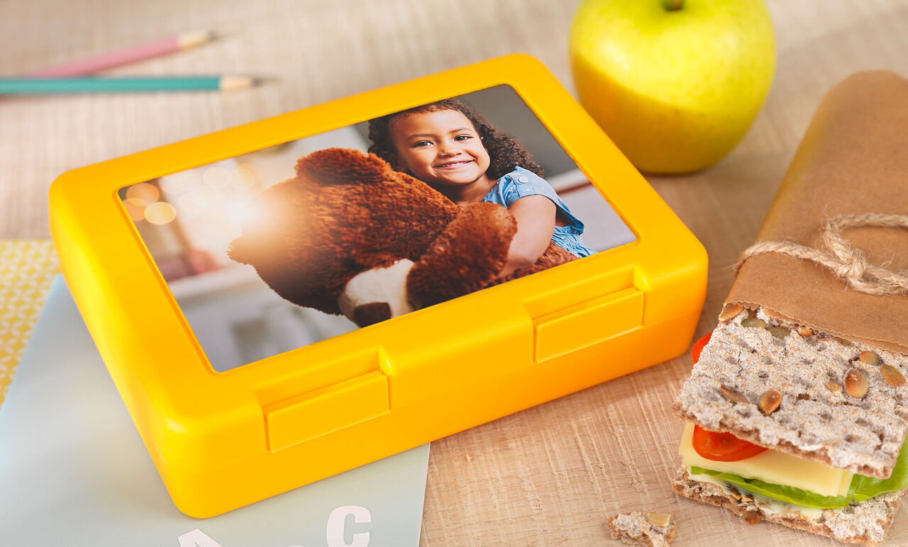 Boîte à goûter enfant personnalisée - Petite écolière