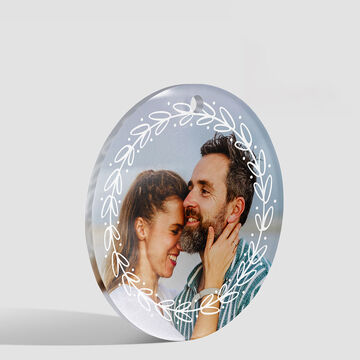 Étiquette déco en plexi personnalisée avec une photo de couple