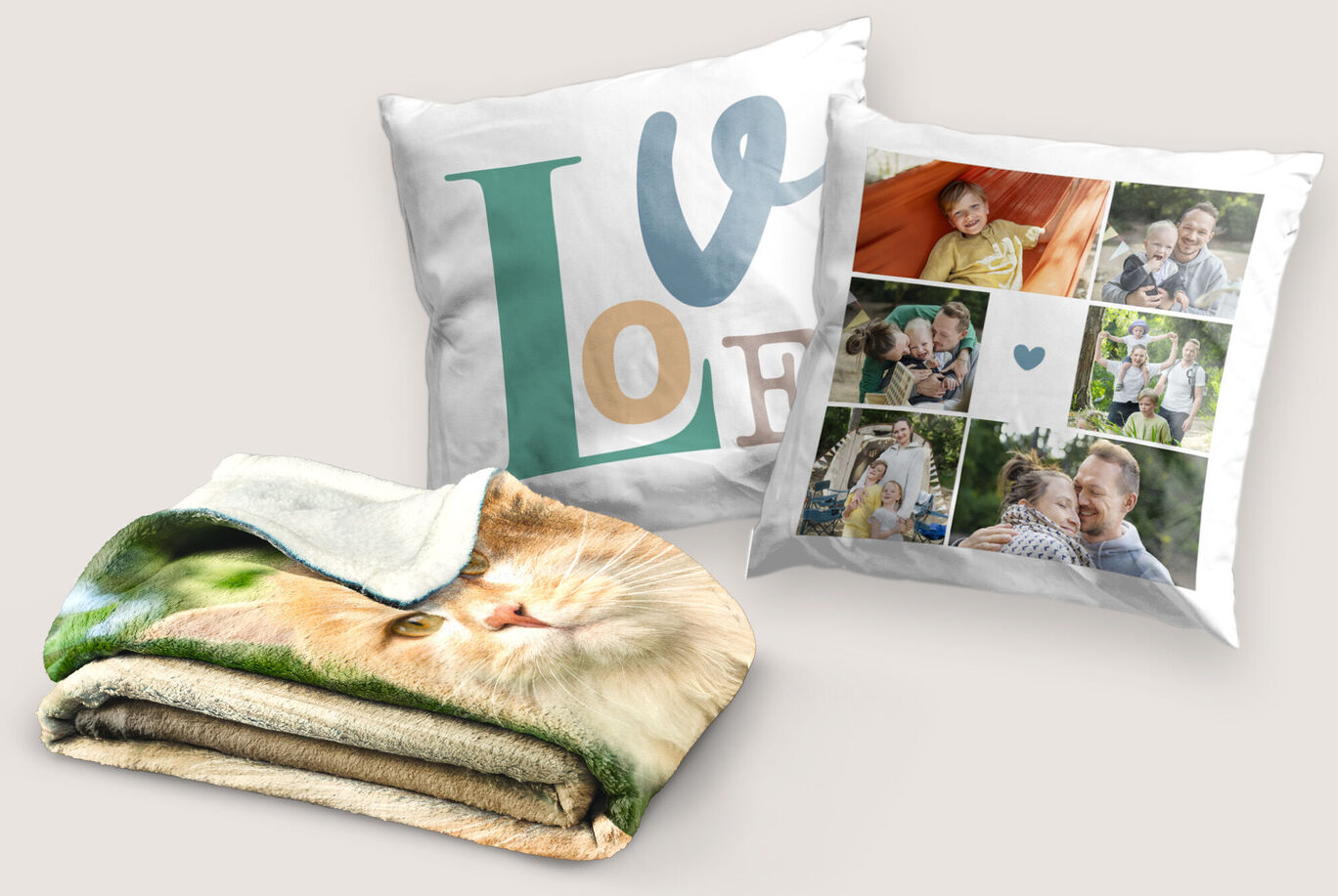 2 coussins et un plaid personnalisés avec photos