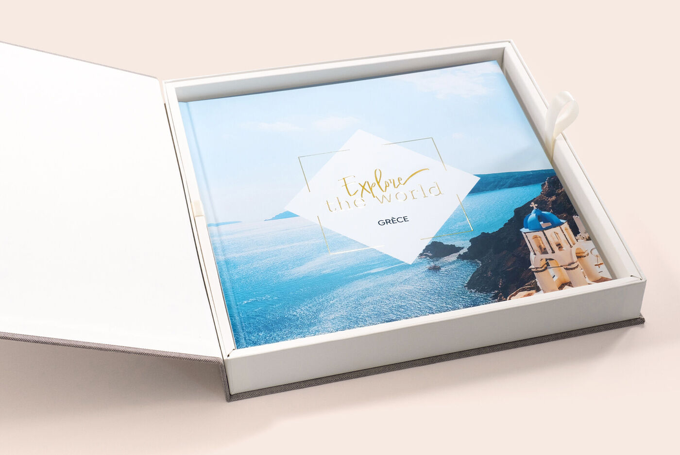 Boîte cadeau Livre Photo CEWE Carré XL