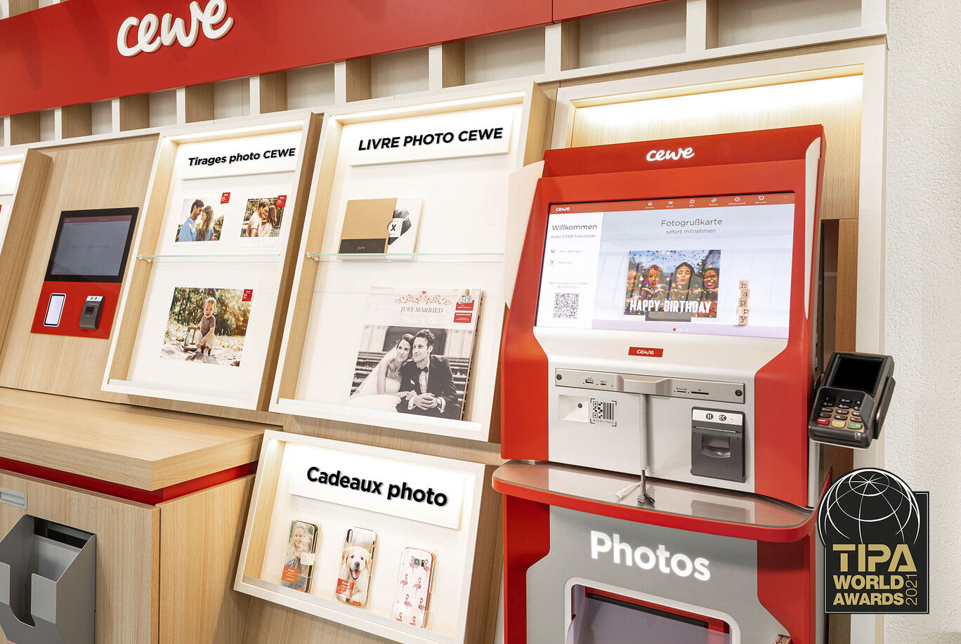 Terminal libre-service pour services photo de CEWE.
